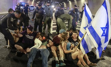 Biểu tình yêu cầu chấm dứt xung đột Gaza bùng phát khắp Israel