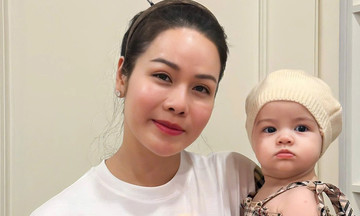 Nhật Kim Anh: 'Có con là món quà vô giá'