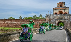 Grab launches cyclo service in Hue