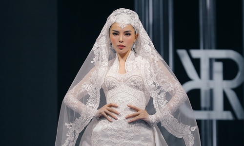 Ky Duyen stuns in hourglass wedding gown