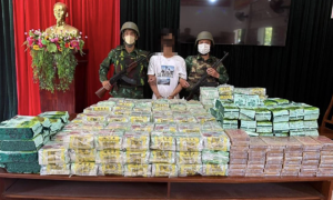 Border guards seize massive drug haul in central Vietnam