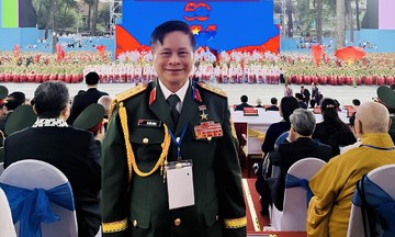 Cuộc đoàn tụ bất ngờ giữa Hà Nội của cha con dũng sĩ