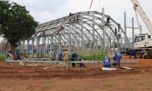 Vietnamese engineers construct strategic logistics warehouse for UNISFA mission