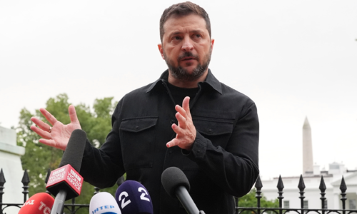 Ukraine explores $90 billion arms deal with US for security guarantees