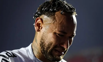 Neymar: 'CĐV có quyền sỉ nhục chúng tôi'