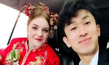 A Noodle Delivery Leads to Love for Chinese Delivery Driver