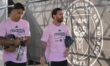 Suarez aims to retire alongside Messi