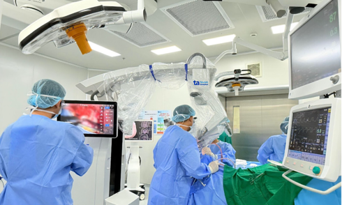 Limb weakness reveals metastatic brain tumor from lung cancer