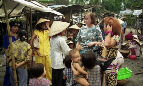 A British traveler's journey through Vietnam almost 30 years ago