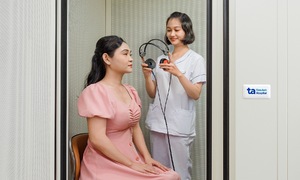 Does wearing one earbud increase the risk of deafness?