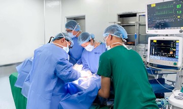8-year-old boy undergoes surgery for tongue base cyst