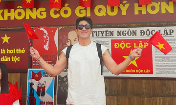 Foreigners embrace Vietnam's national day celebrations