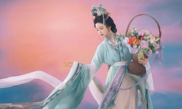 Zhang Yaqin's ethereal photoshoot