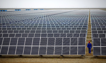 China's carbon emissions drop 1% thanks to renewables