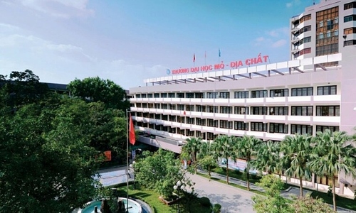 Chinese language program boasts highest admission score at University of Mining and Geology