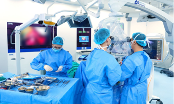 AI assists surgeons in removing deep-seated brain tumor