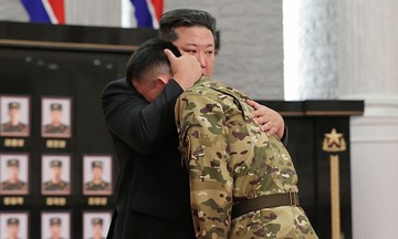 Kim Jong-un awards medals to soldiers who fought in Russia
