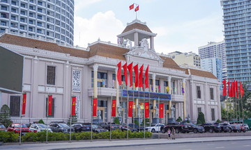 Nha Trang adorned with flags for National Day and VnExpress Marathon