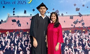 Kim Thu moved by son's graduation