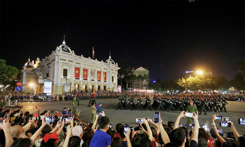 Hanoi police adjust road closures for August 24 rehearsal