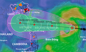 Tropical depression enters the South China Sea