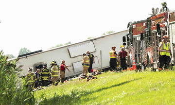 Five dead in New York tour bus crash