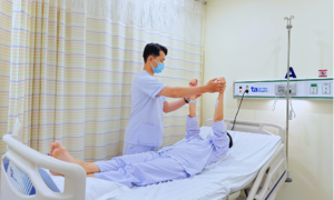 Clot-busting drug administered during the 'golden hour' saves stroke patient