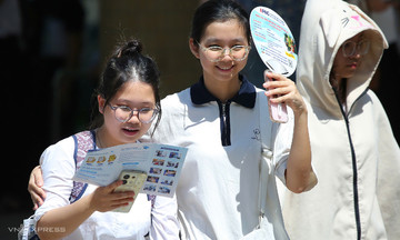 Can Tho university admission scores range from 15 to 28.61