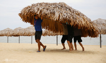 Coastal businesses prepare for Typhoon Kajiki