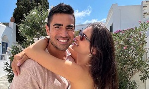 Miss Universe 2015 enjoys Greek getaway with husband