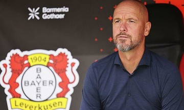 Ten Hag loses Bundesliga debut