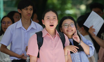 Education and technology admission scores soar, while medicine plummets