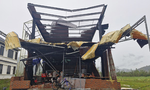 Typhoon Kajiki damages nearly 25,000 homes