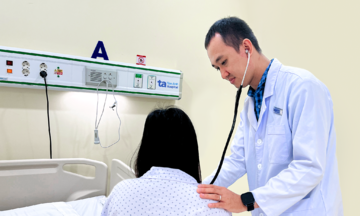 Lupus causes portal vein thrombosis in pregnant woman