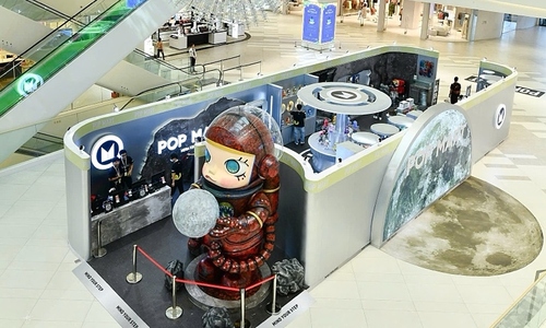 Mega Space Molly: Hello, Moon exhibition opens in Hanoi
