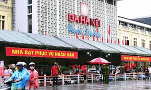 Hanoi offers free parking and temporary shelters for national day celebrations