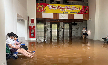 Health risks rise in the wake of floods