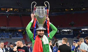 PSG lowers asking price for Donnarumma