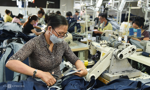 Vietnamese textile industry sees rebound in hiring