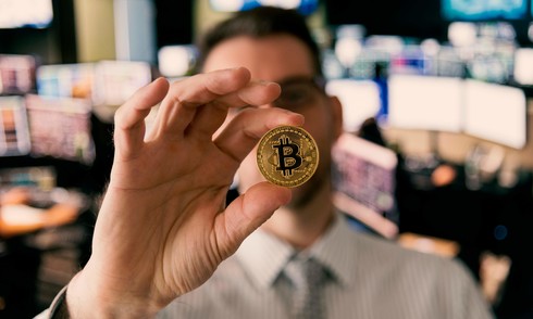 Long-term Bitcoin investors nearing record profits