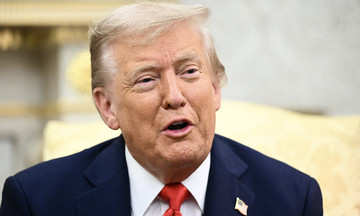 Trump tests presidential power by dismissing Fed governor