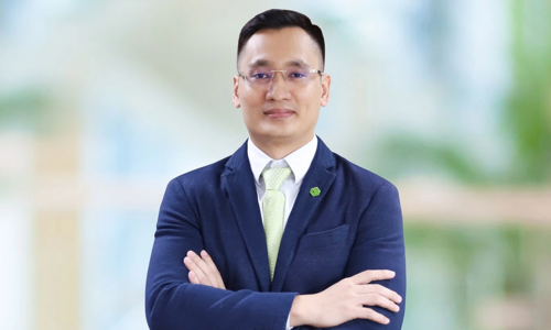 Novaland CEO earns over 400 million VND monthly