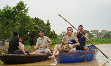 Floodwaters receding in Thanh Hoa