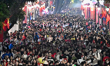 Staying safe and healthy while watching the parade