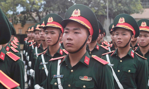 Soldier grieves father's passing while training for A80 national day parade