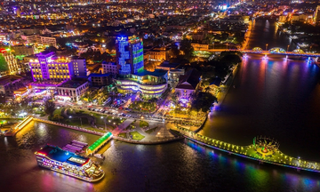Can Tho’s nightlife attracts tourists with walking streets and festivals