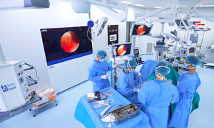 Double knee ligament rupture after a fall