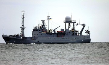 Russian suicide boat strikes Ukrainian navy ship for the first time