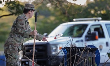 National guard troops clean up Washington D.C.