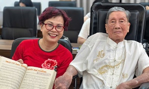 Composer Pham Tuyen donates iconic victory song
